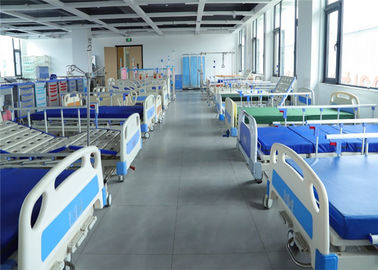 Medyczne, regulowane łóżko ze stali malowanej proszkowo, instrukcja łóżka szpitalnego z napędem mobilnym